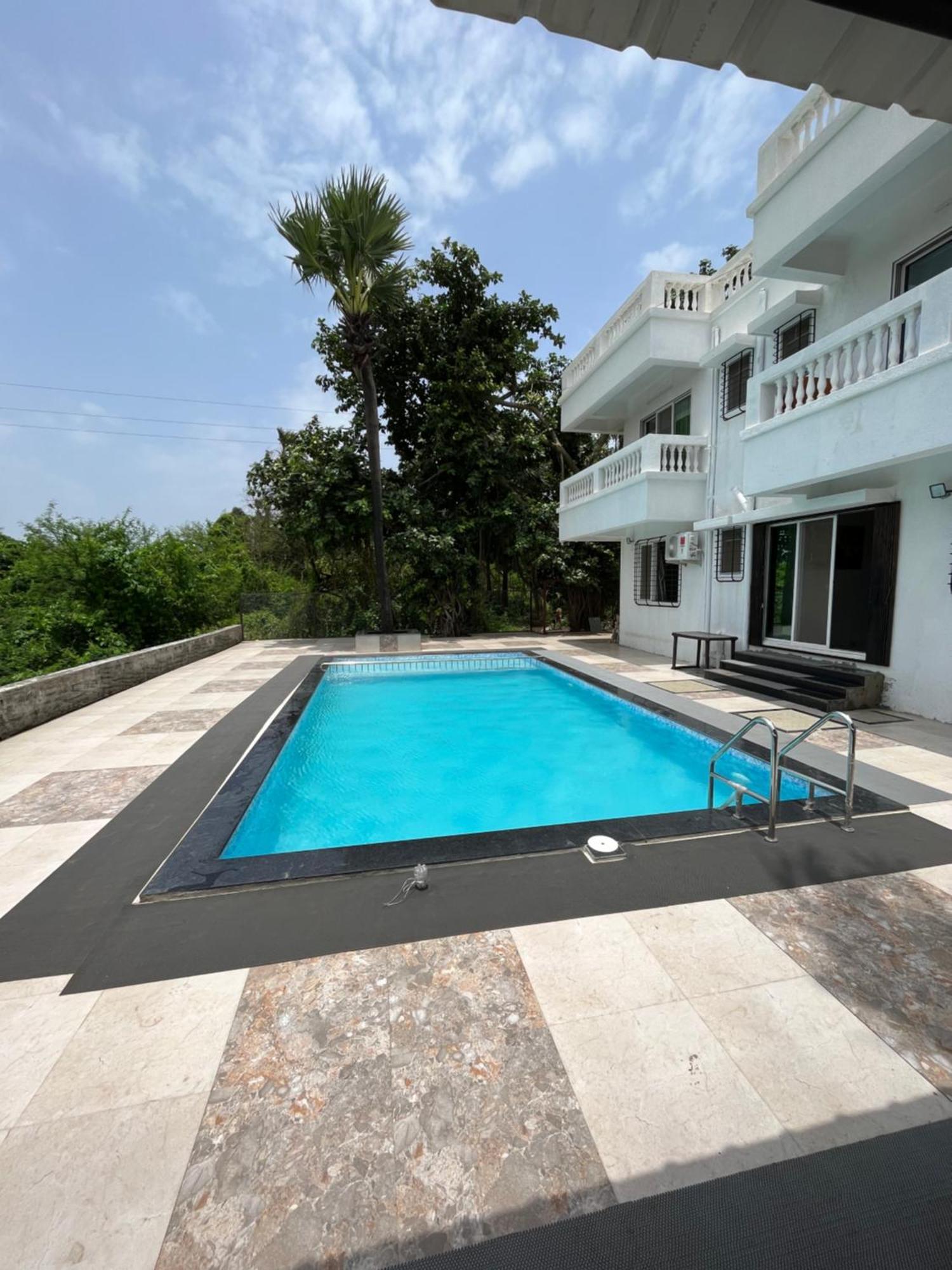 Classic Villa Palghar Exterior photo