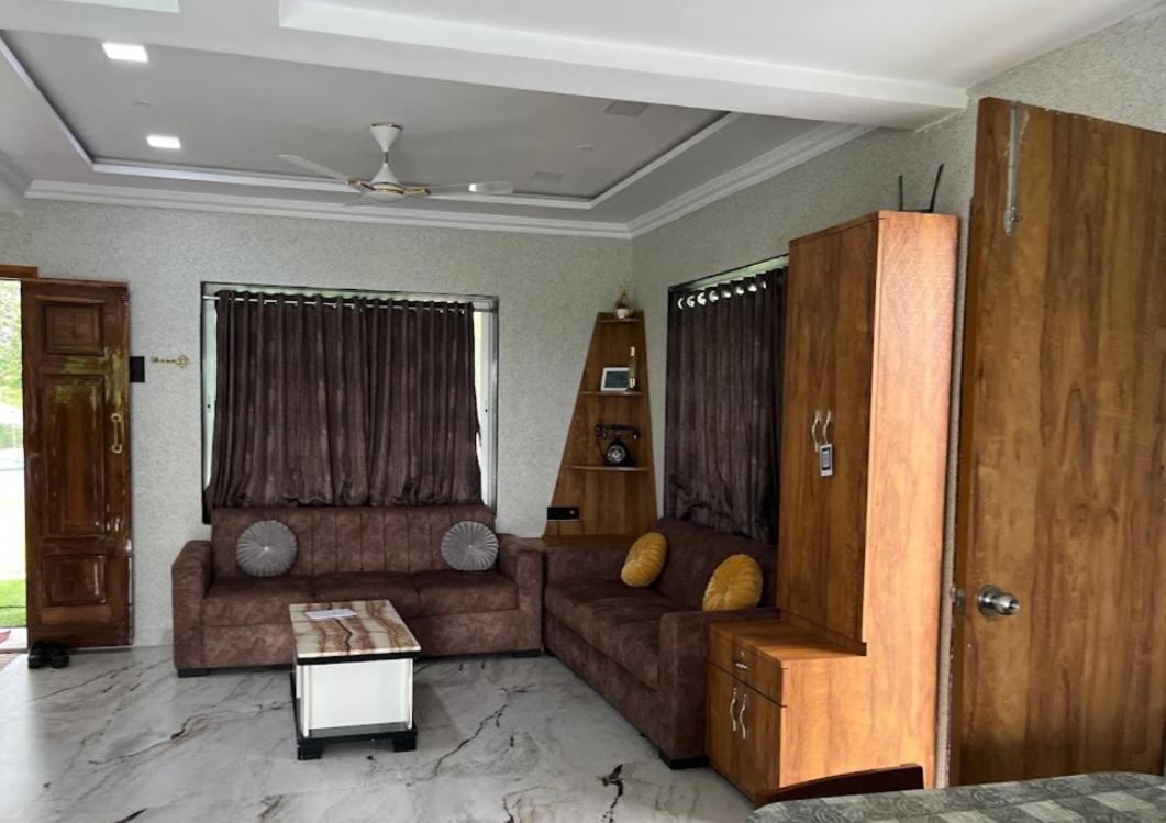 Classic Villa Palghar Exterior photo